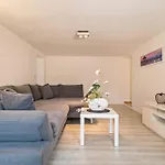Gaestehaus Heilig Апартаменты Лангенарген